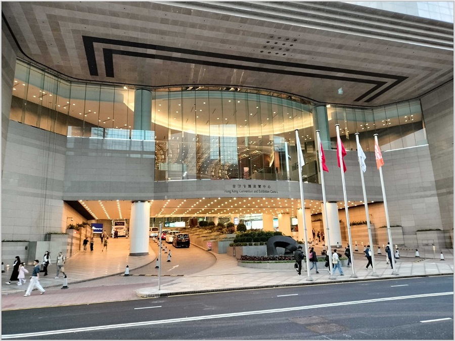 Root Cause of Myopia Still Eludes Researchers, APAO Congress Reveals