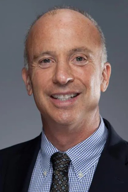 Ophthalmologist Urges Early Intervention in Dry Eye Management to Avoid Surprises